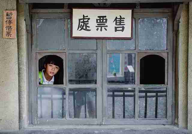 鉴黄师免费观看工作压力成因分析｜内容分级体系解读群体需更多关怀